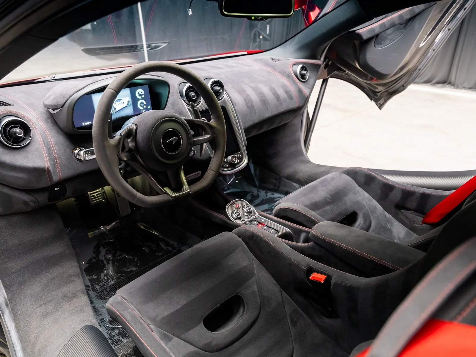 More photos of 2019 McLaren 600LT at HyperCars, IN