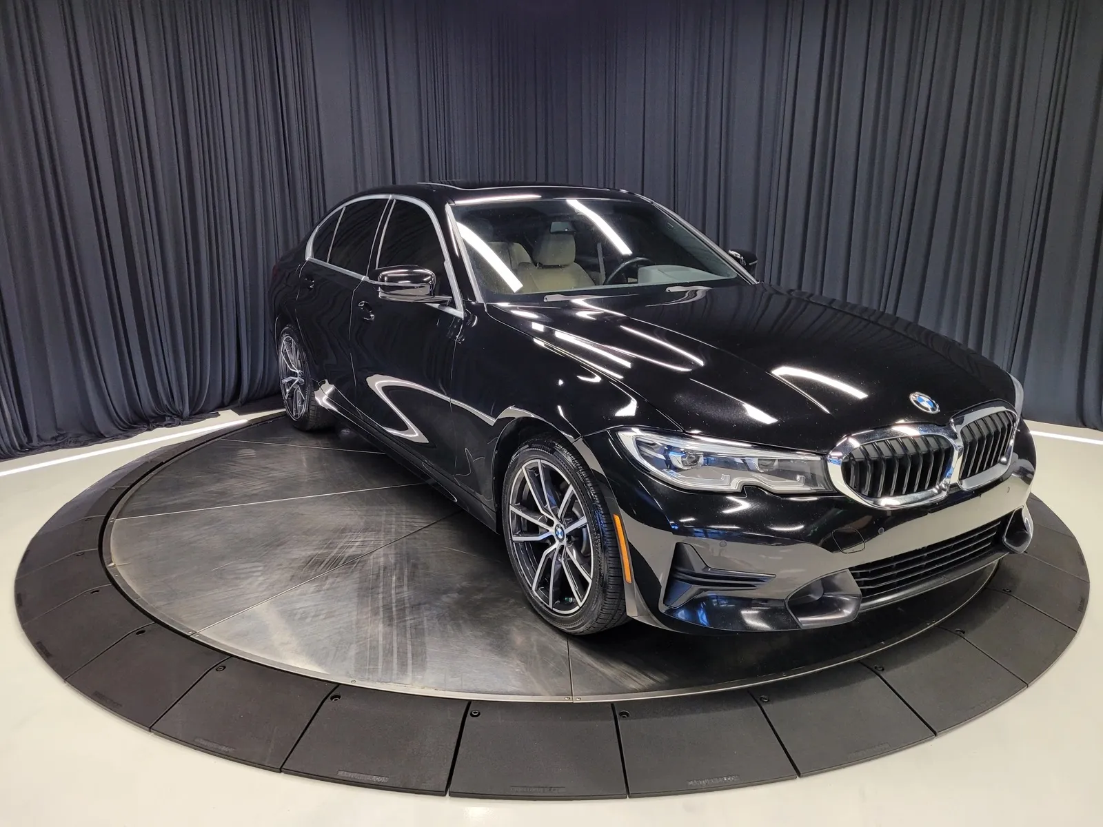 More photos of 2019 BMW 3 Series 330i xDrive at HyperCars, IN