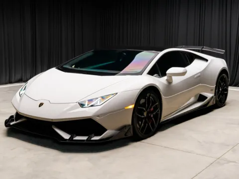 Another view of 2015 Lamborghini Huracan LP610-4 for sale in New Albany, IN at HyperCars