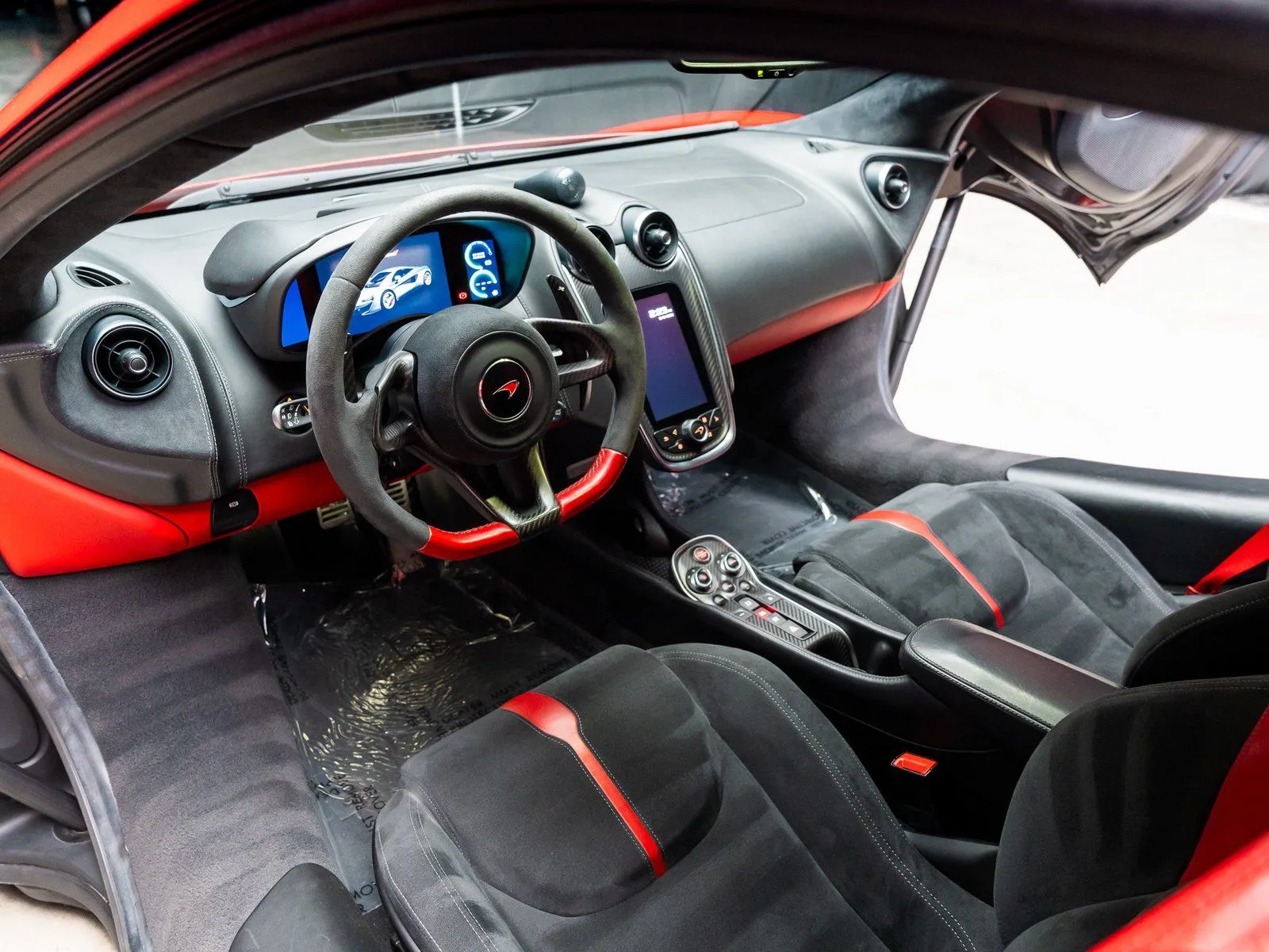 More photos of 2016 McLaren 570S at HyperCars, IN