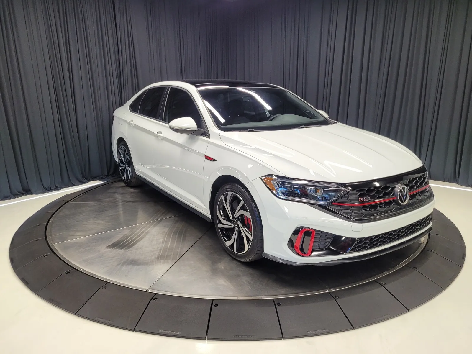 More photos of 2022 Volkswagen Jetta GLI 2.0T Autobahn at HyperCars, IN