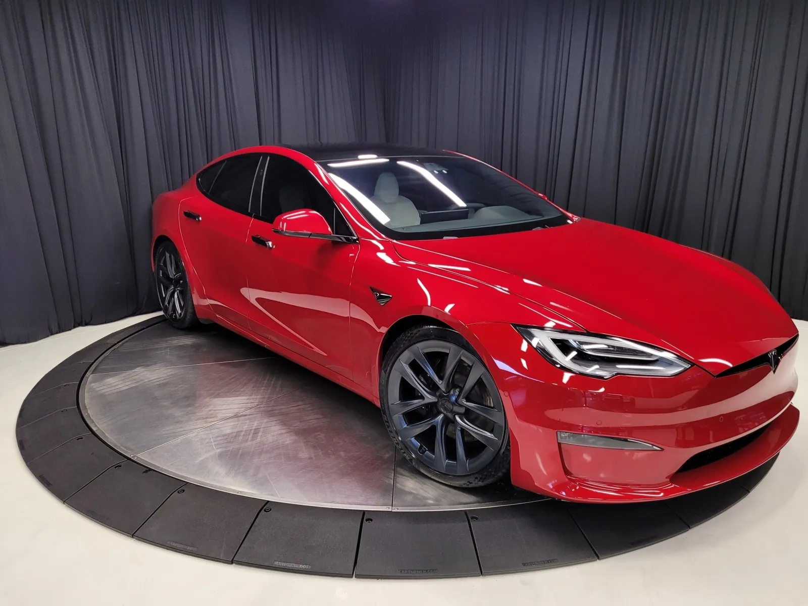 Red 2022 Tesla Model S for sale in New Albany, IN