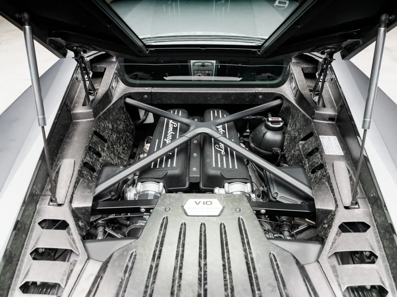 More photos of 2018 Lamborghini Huracan LP580-2 at HyperCars, IN