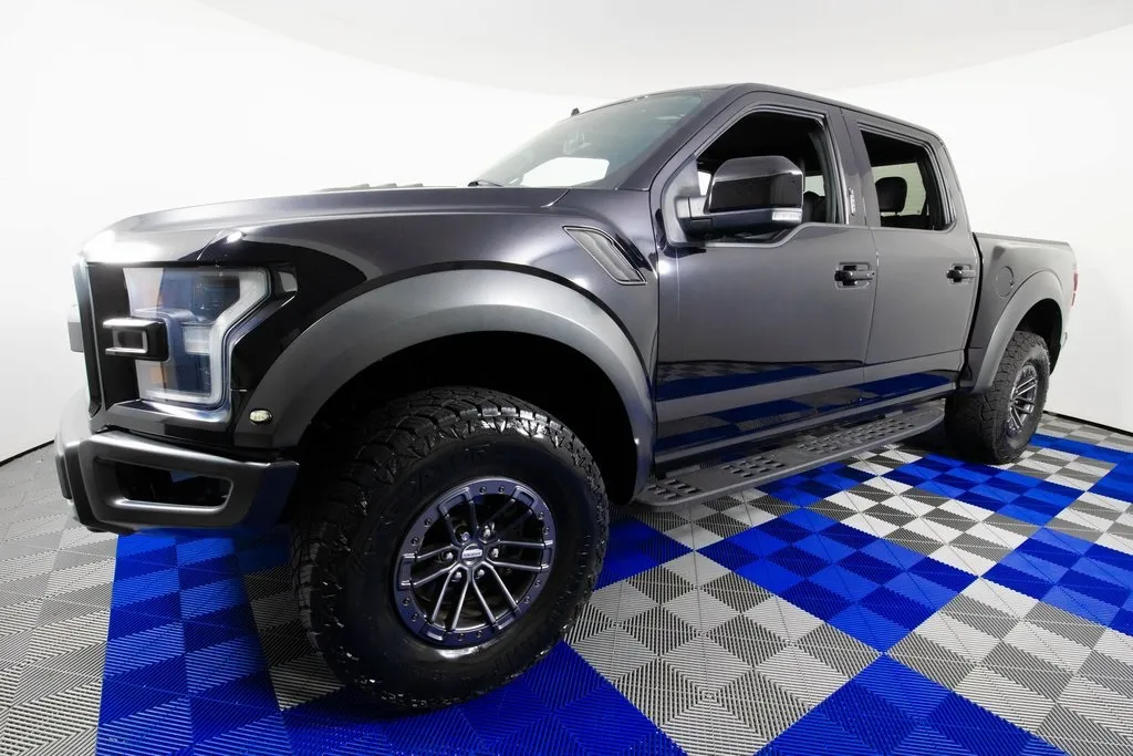 Black 2020 Ford F-150 Raptor for sale in Austin, TX