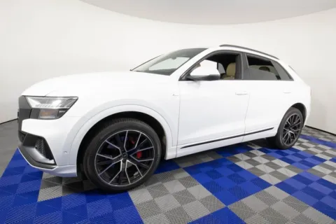 White 2023 Audi Q8 55 Premium Plus for sale in Austin, TX