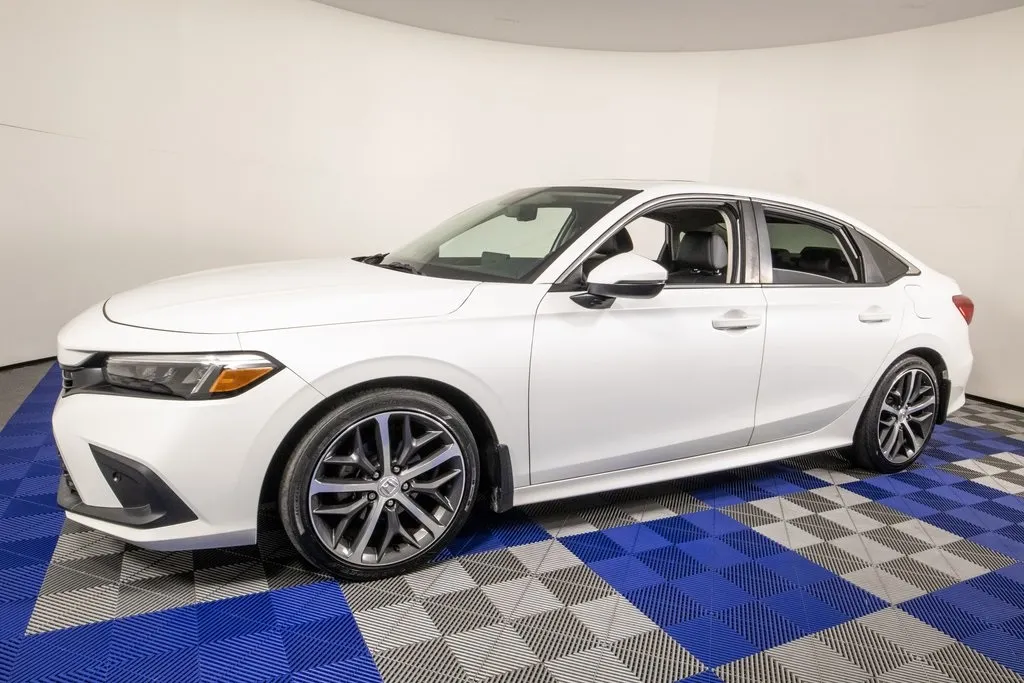 White 2022 Honda Civic Touring for sale in Austin, TX