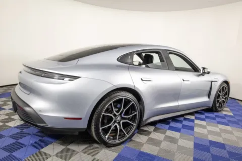 More photos of 2022 Porsche Taycan at Apple Sport Imports, TX