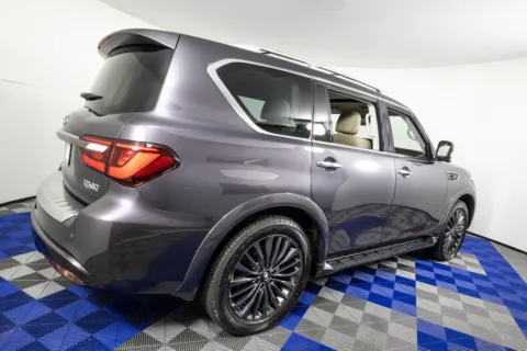 More photos of 2023 INFINITI QX80 Premium Select at Apple Sport Imports, TX