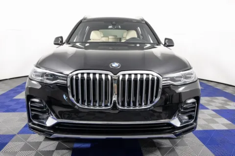 Photos of 2022 BMW X7 xDrive40i for sale in Austin, TX at Apple Sport Imports