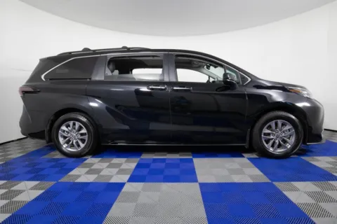 More photos of 2023 Toyota Sienna XLE at Apple Sport Imports, TX