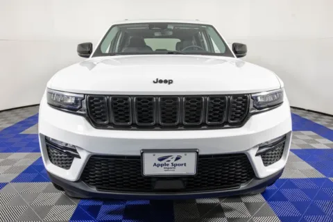 Photos of 2023 Jeep Grand Cherokee Limited for sale in Austin, TX at Apple Sport Imports
