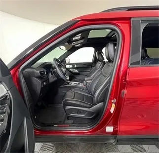 More photos of 2023 Ford Explorer ST at Apple Sport Imports, TX