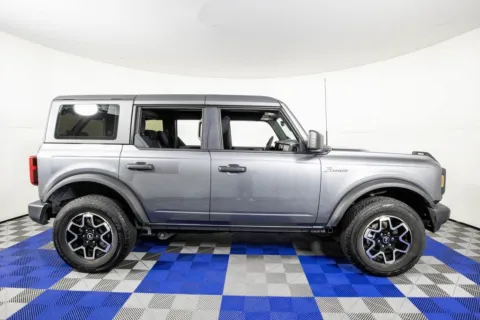 More photos of 2023 Ford Bronco at Apple Sport Imports, TX