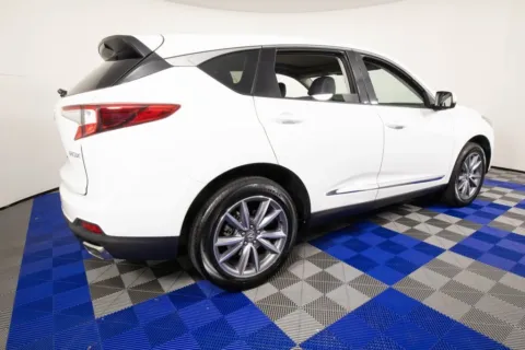 More photos of 2023 Acura RDX Technology Package at Apple Sport Imports, TX