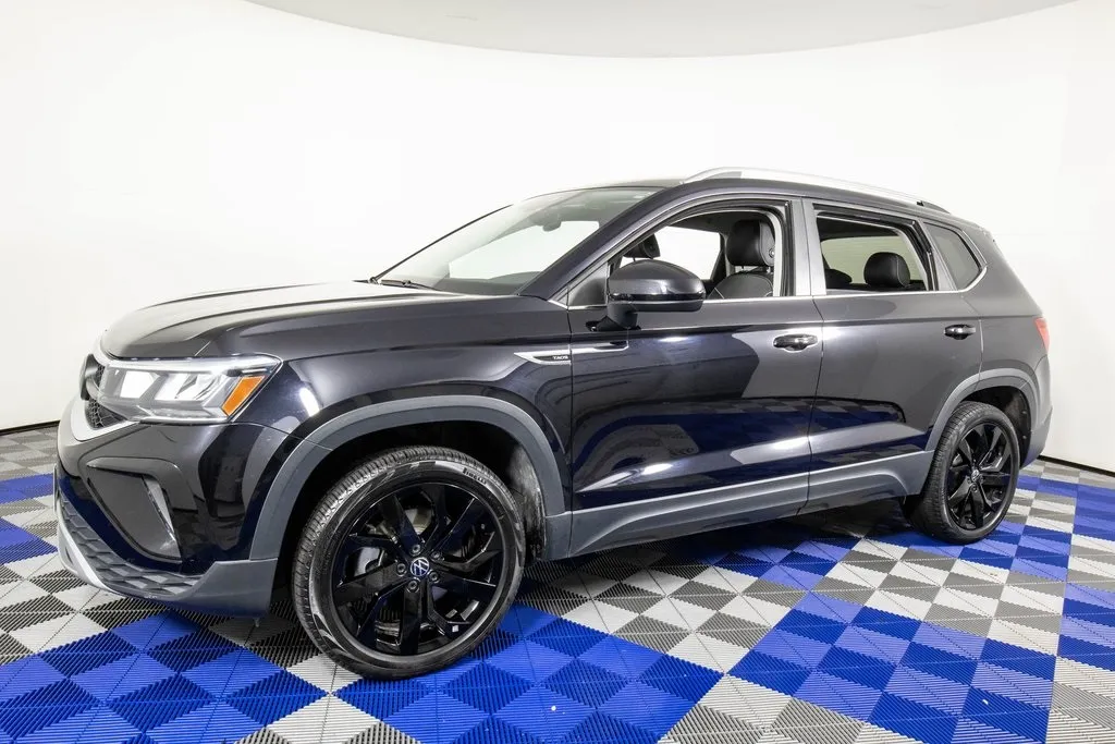 2023 Volkswagen Taos SE