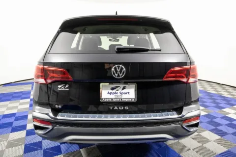 More photos of 2023 Volkswagen Taos 1.5T SE at Apple Sport Imports, TX