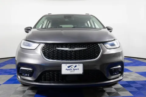 Photos of 2022 Chrysler Pacifica Touring L for sale in Austin, TX at Apple Sport Imports