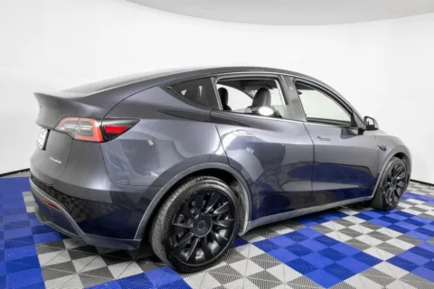 More photos of 2024 Tesla Model Y Long Range at Apple Sport Imports, TX