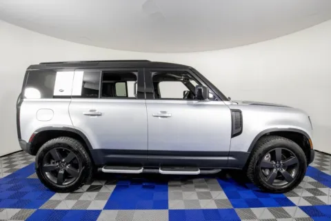 More photos of 2020 Land Rover Defender 110 SE at Apple Sport Imports, TX