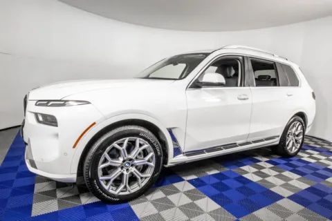 White 2025 BMW X7 xDrive40i for sale in Austin, TX