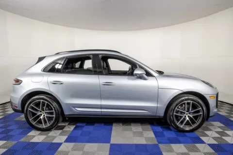 More photos of 2024 Porsche Macan Premium Plus AWD at Apple Sport Imports, TX