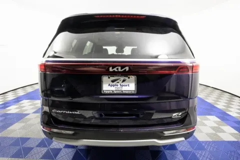 More photos of 2022 Kia Carnival LXS at Apple Sport Imports, TX