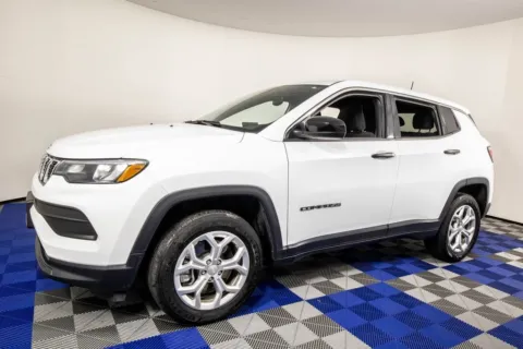 White 2024 Jeep Compass Sport for sale in Austin, TX