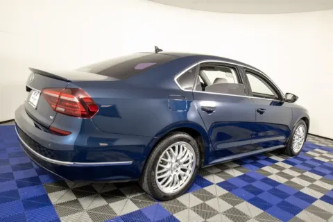 More photos of 2018 Volkswagen Passat 2.0T SE w/Technology at Apple Sport Imports, TX