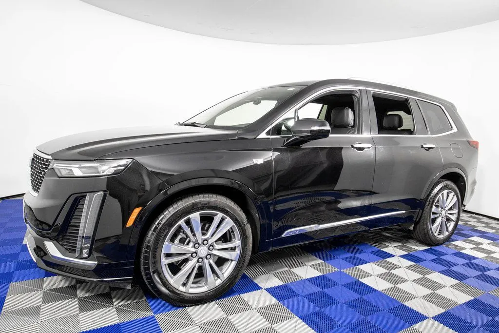 Black 2025 Cadillac XT6 Premium Luxury for sale in Austin, TX