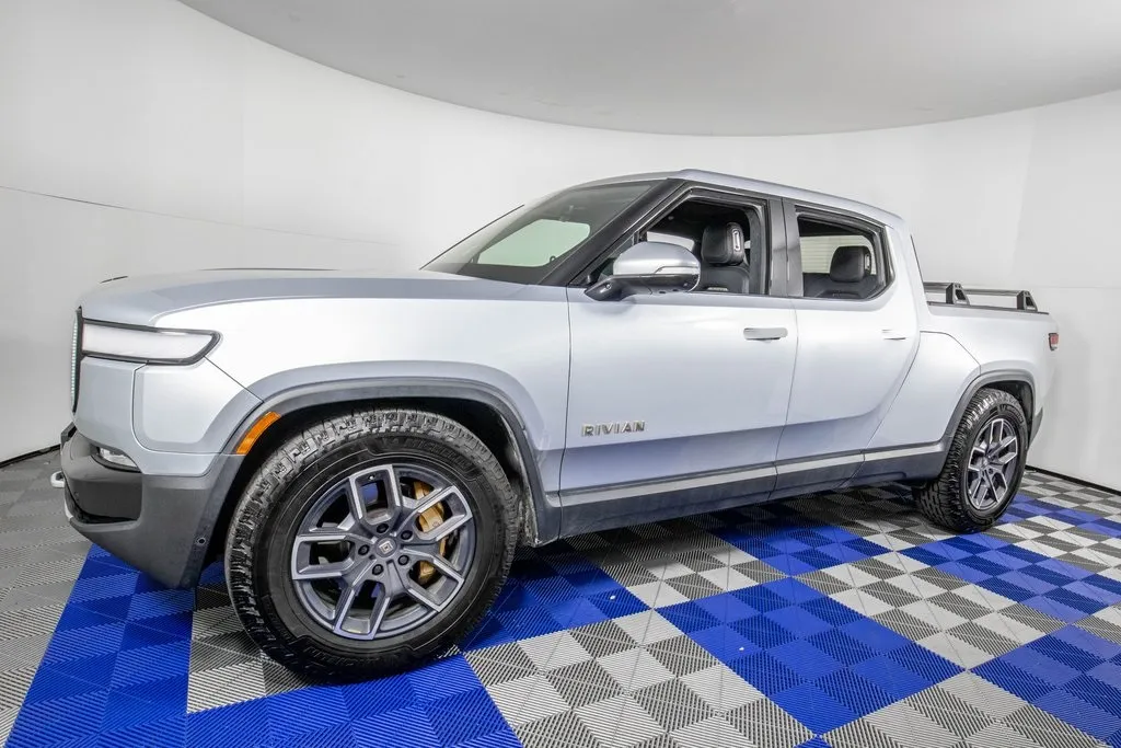 2023 Rivian R1T Adventure