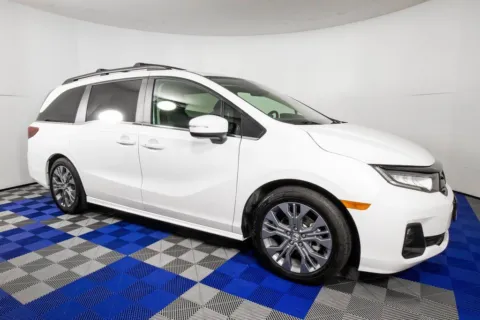 Another view of 2025 Honda Odyssey Touring for sale in Austin, TX at Apple Sport Imports