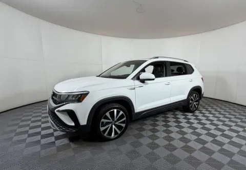 Photos of 2024 Volkswagen Taos 1.5T SE for sale in Austin, TX at Apple Sport Imports