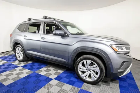 Another view of 2022 Volkswagen Atlas 3.6L V6 SE w/Technology for sale in Austin, TX at Apple Sport Imports