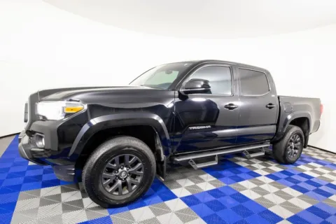 Black 2020 Toyota Tacoma SR5 for sale in Austin, TX