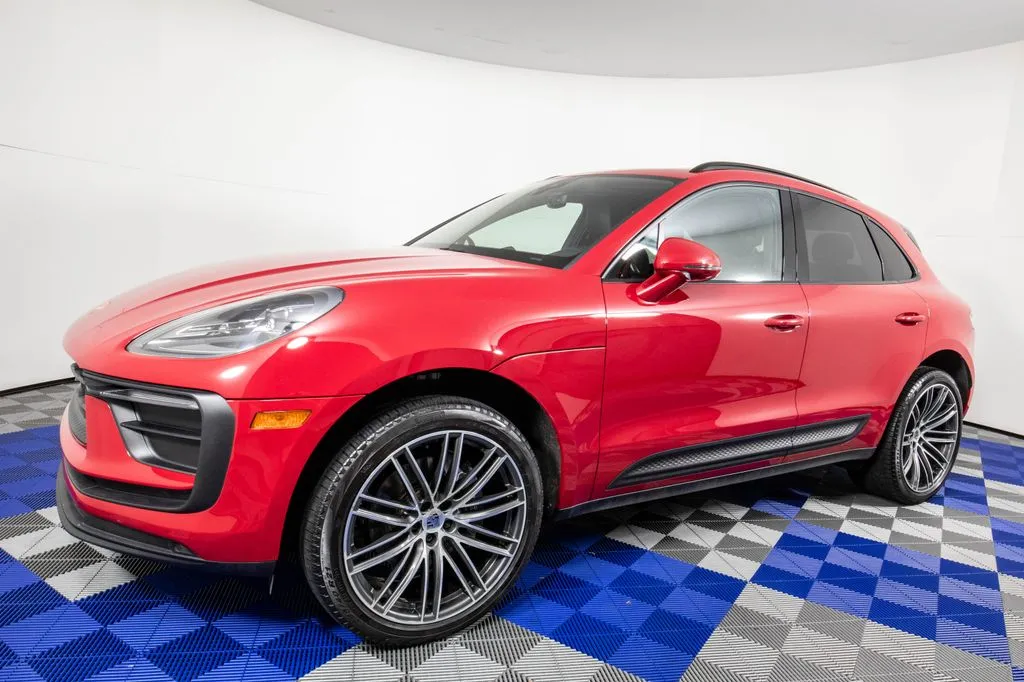 2024 Porsche Macan