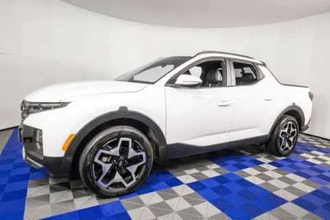 White 2024 Hyundai Santa Cruz Limited for sale in Austin, TX