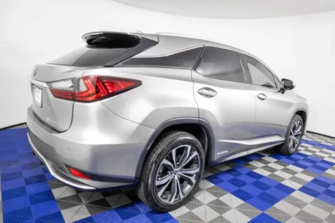 More photos of 2022 Lexus RX 450h at Apple Sport Imports, TX