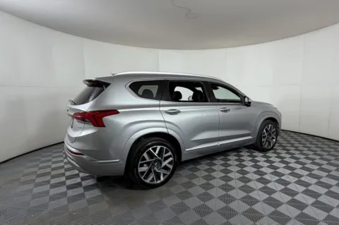 More photos of 2022 Hyundai Santa Fe Calligraphy at Apple Sport Imports, TX