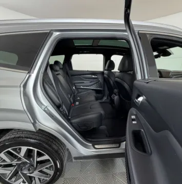 More photos of 2022 Hyundai Santa Fe Calligraphy at Apple Sport Imports, TX