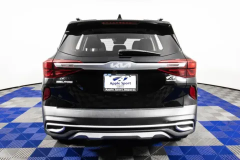 More photos of 2022 Kia Seltos S at Apple Sport Imports, TX
