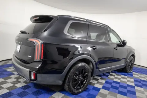 More photos of 2023 Kia Telluride SX-Prestige X-Pro at Apple Sport Imports, TX