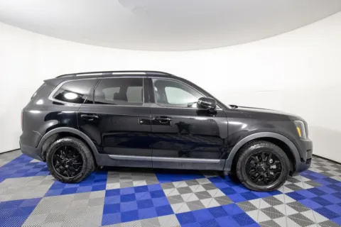 More photos of 2023 Kia Telluride SX-Prestige X-Pro at Apple Sport Imports, TX
