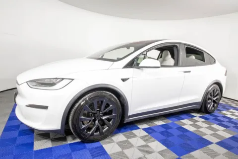 White 2023 Tesla Model X Standard Range for sale in Austin, TX