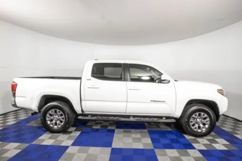 More photos of 2019 Toyota Tacoma SR5 at Apple Sport Imports, TX