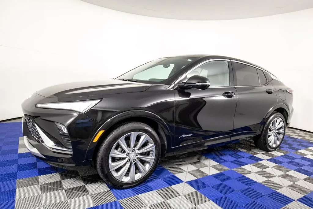 Black 2024 Buick Envista Avenir for sale in Austin, TX