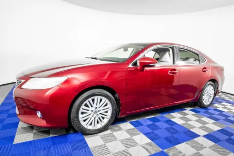 Red 2013 Lexus ES 350 for sale in Austin, TX