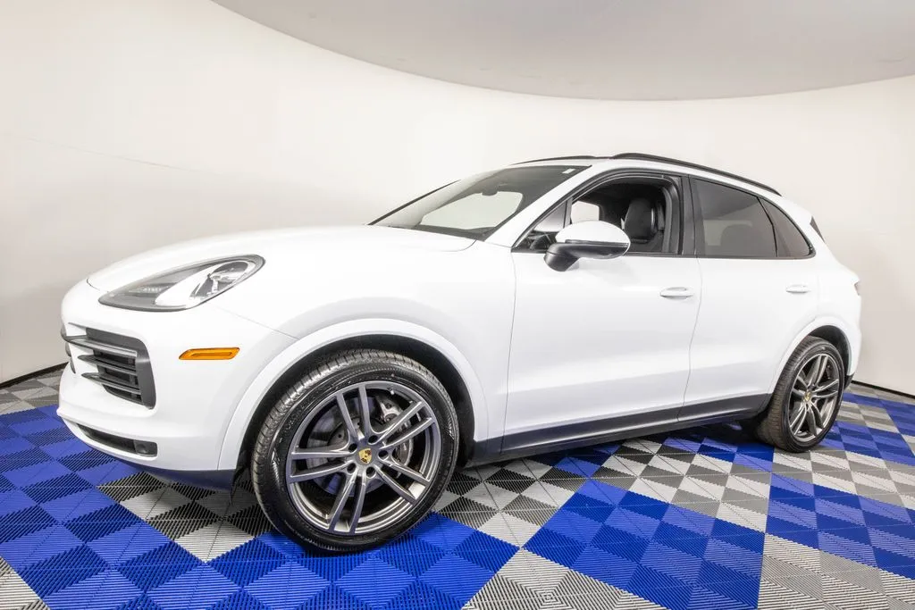 2023 Porsche Cayenne