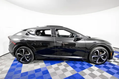 More photos of 2023 Kia EV6 GT-Line at Apple Sport Imports, TX