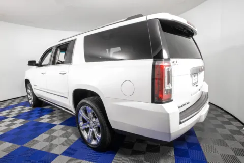 More photos of 2019 GMC Yukon XL Denali at Apple Sport Imports, TX