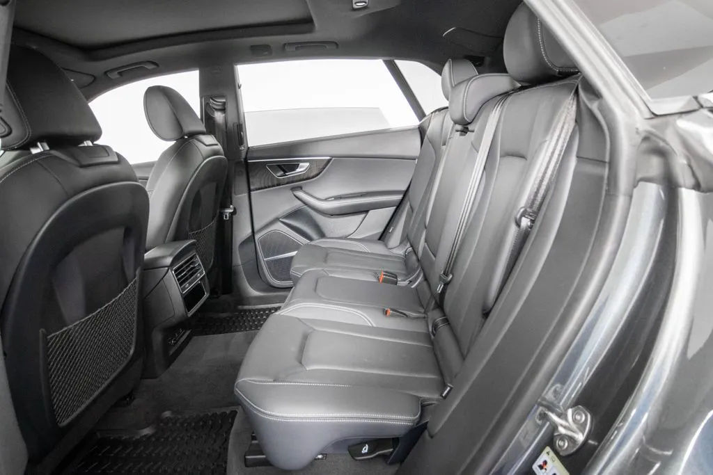 2023 Audi Q8 Premium Plus - Photo 10